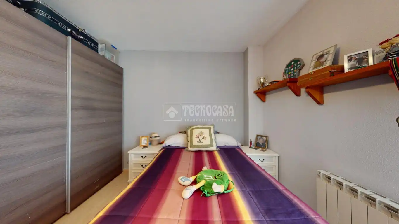 Habitación de Piso en venta en Azuqueca de Henares con Calefacción