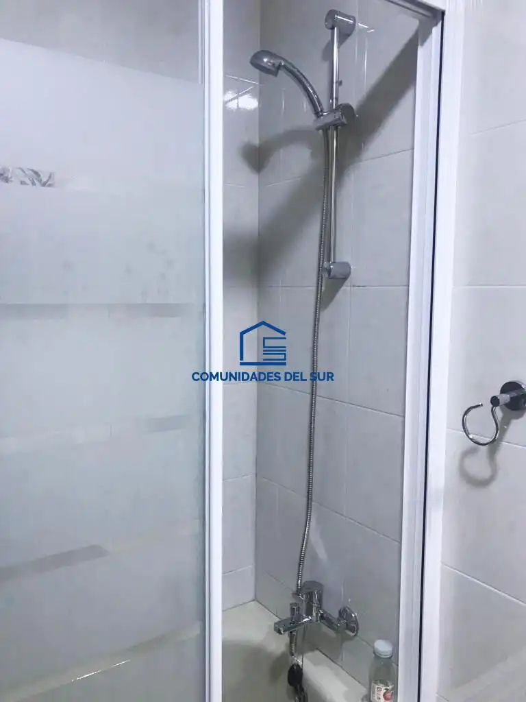 Bathroom of Flat for rent in Cádiz  with Terrace and Furnished