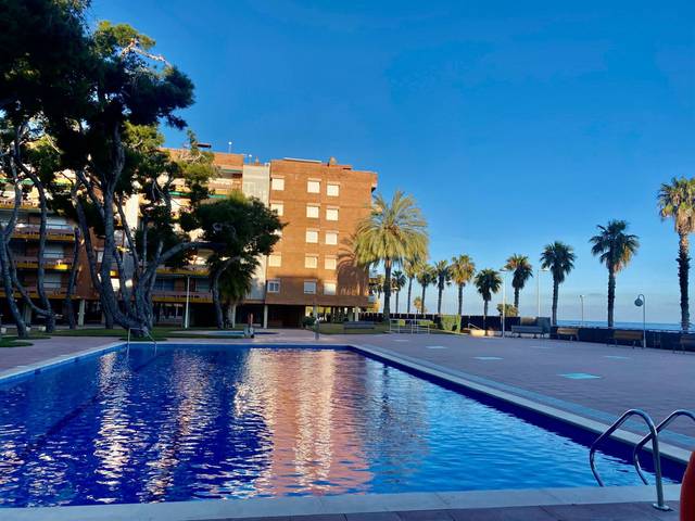 Piso en Venta en Atinens en Platja de la Paella