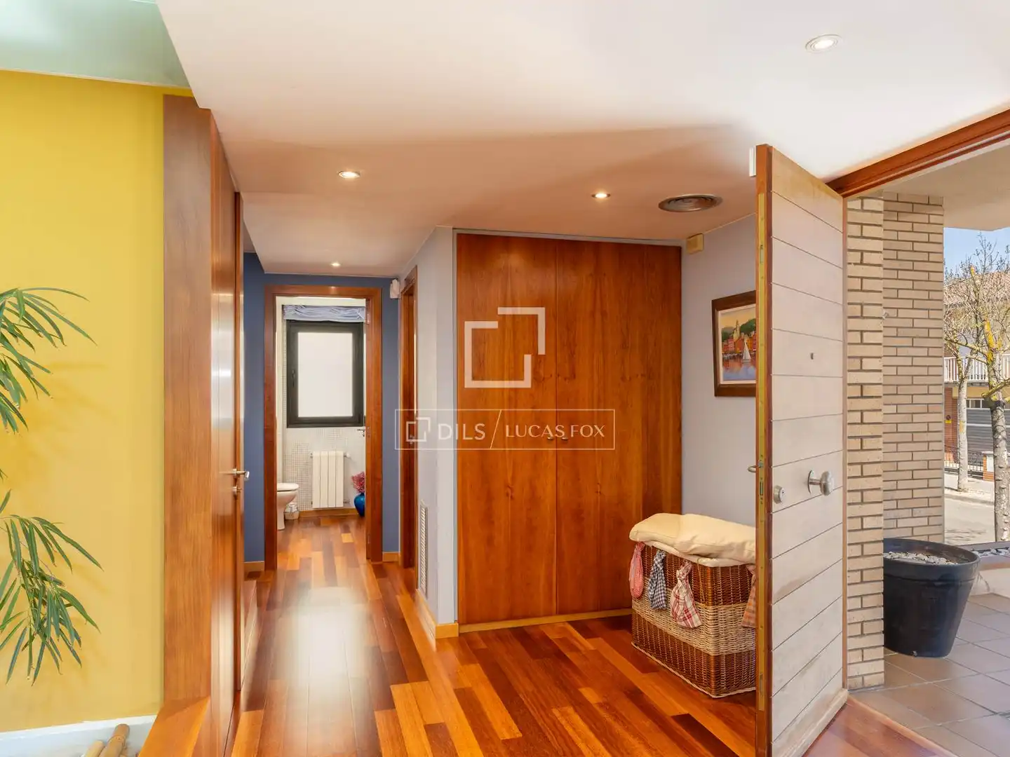 Houses for sale in Sarrià de Ter  with Air Conditioner, Heating and Private garden