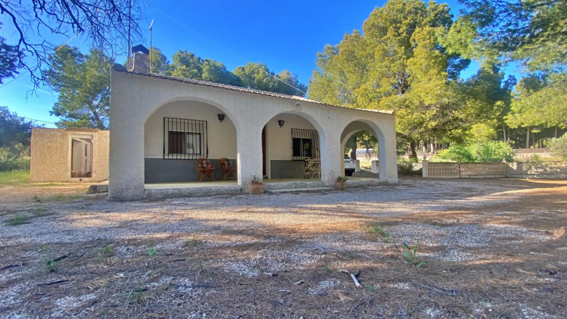 Vista exterior de Casa o xalet en venda en Totana amb Jardí privat i Moblat
