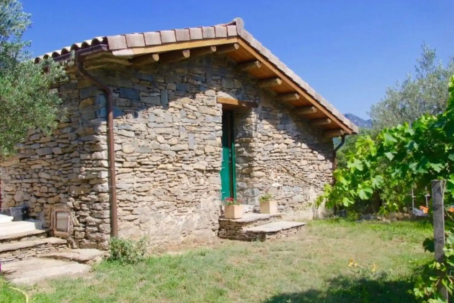 Exterior view of Houses for sale in Bierge  with Heating, Private garden and Storage room