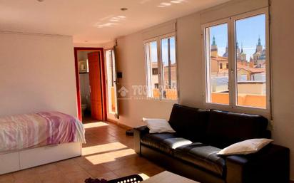 Living room of Flat for sale in  Zaragoza Capital  with Air Conditioner and Terrace