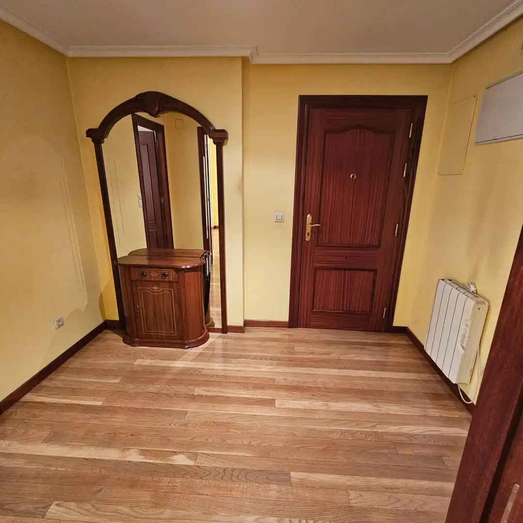 Flat for sale in San Martín del Rey Aurelio  with Heating and Parquet flooring