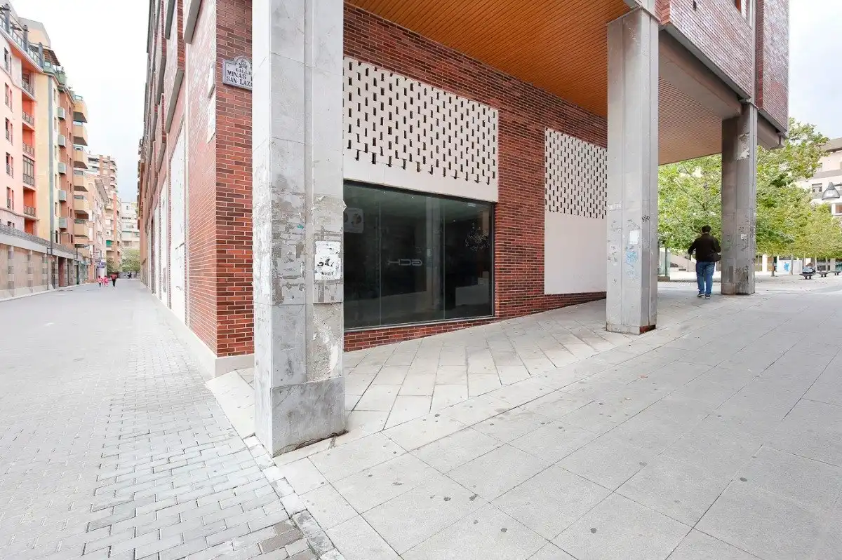 Local comercial en venda a Beiro, imagen 19