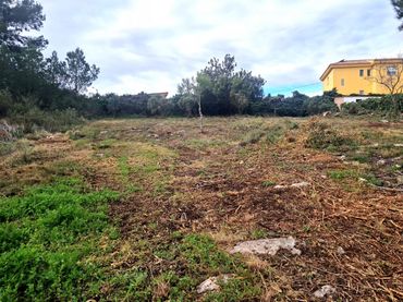 Terrenys i solars en venda a Calle El Pedregal