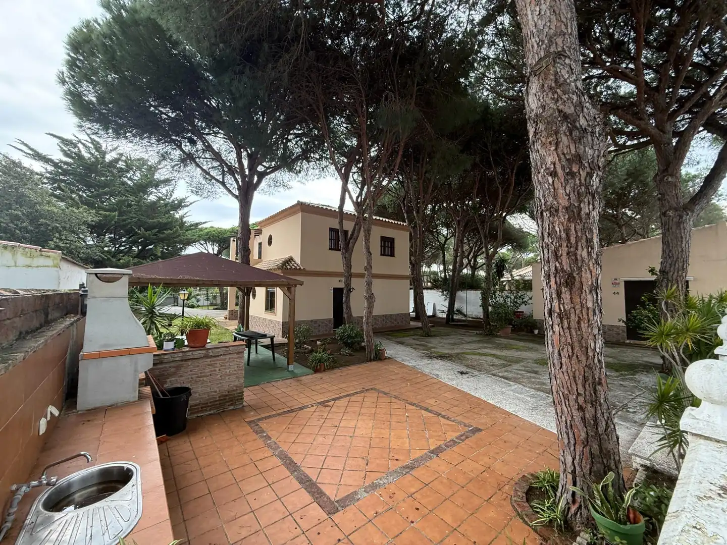 Garden of Houses for sale in Chiclana de la Frontera  with Community pool