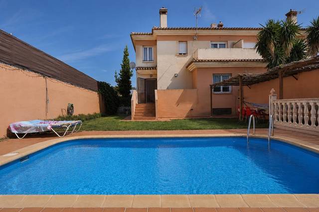 Casa-chalet en Venta en Padul