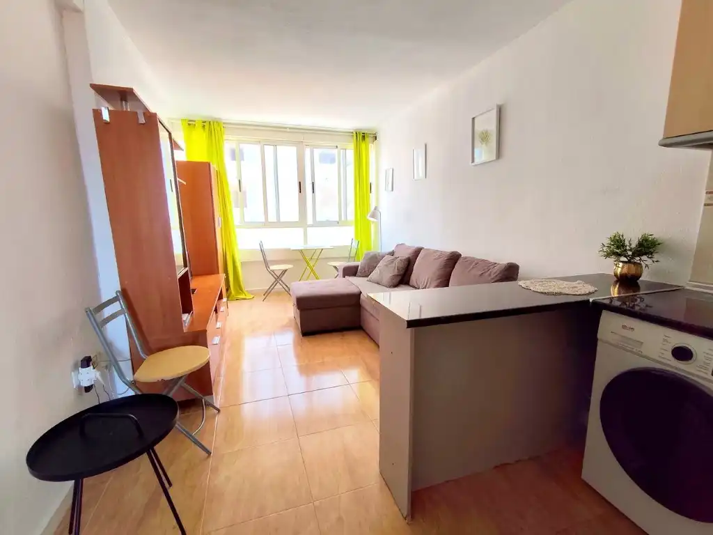 Sala d'estar de Apartament en venda en Torrevieja amb Rentadora