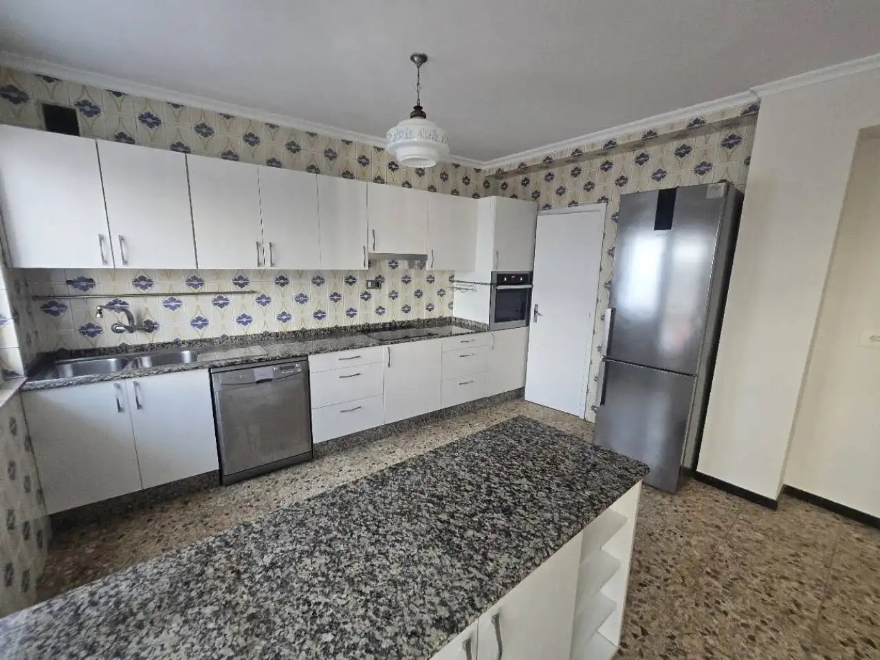 Wohnung mit Terrasse zum Verkauf in Calle Castelao, imagen 2