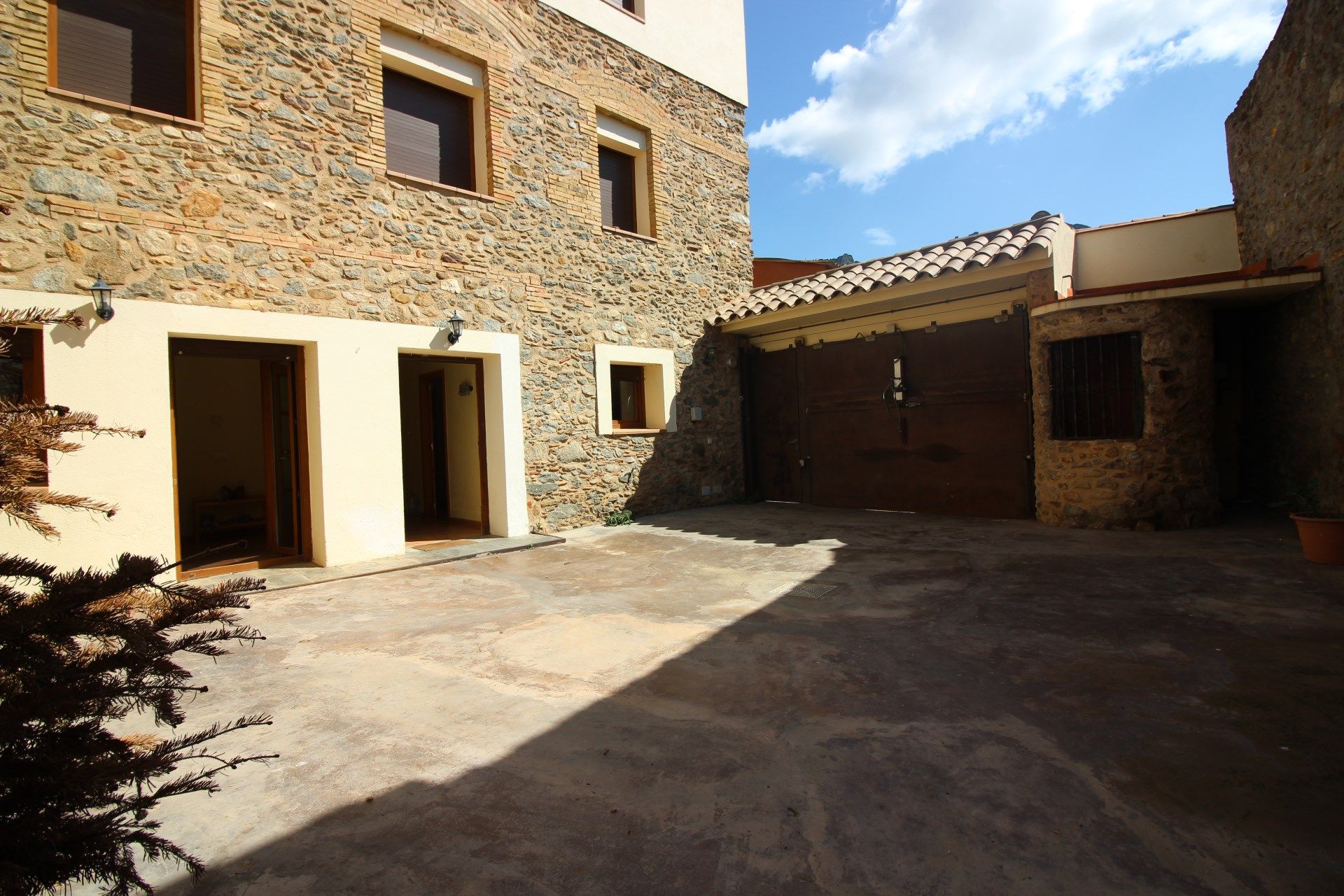 Vista exterior de Casa o chalet de alquiler en Palau-saverdera con Calefacción, Terraza y Trastero