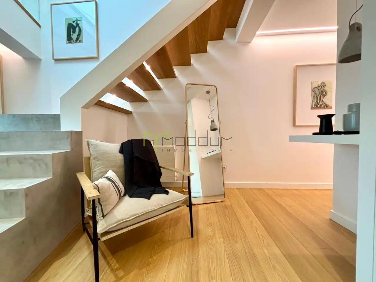 Maisonette zum Verkauf in Santiago de Compostela  mit Heizung, Abstellraum und Möbliert