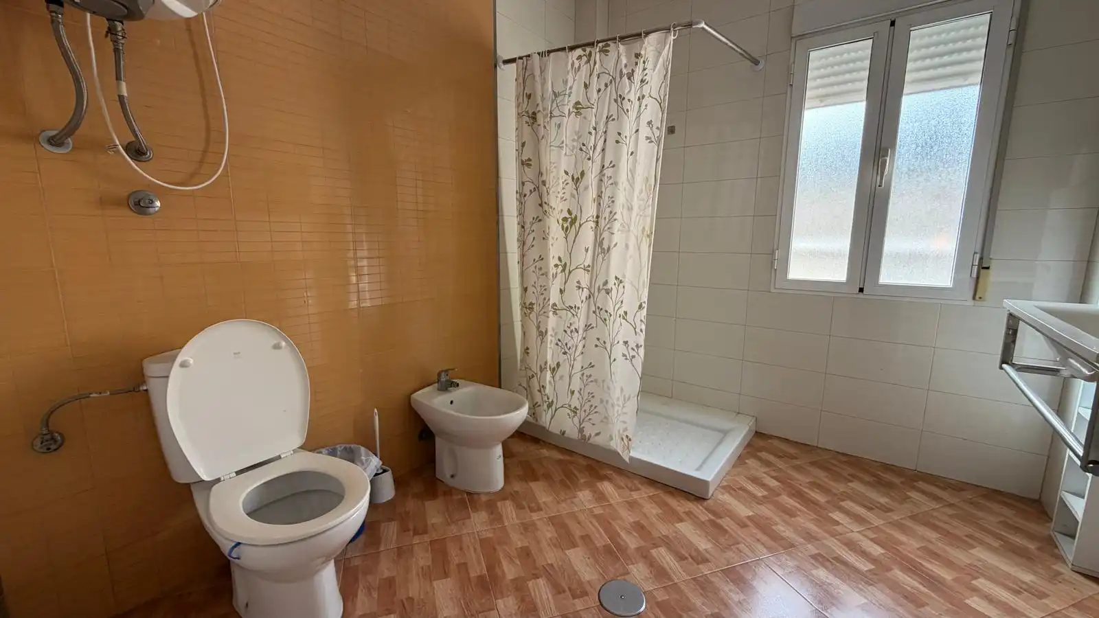 Bathroom of Flat for rent in Cartagena  with Heating and Furnished