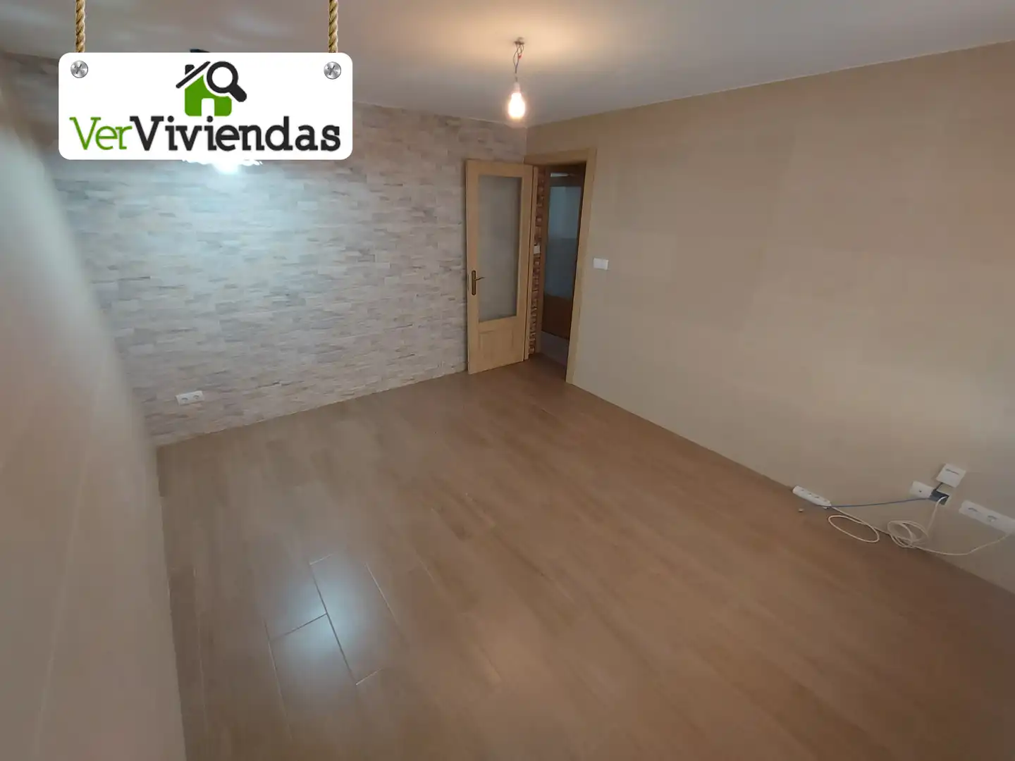 Habitación de Planta baja en venta en Castellar del Vallès con Terraza, Horno y Internet