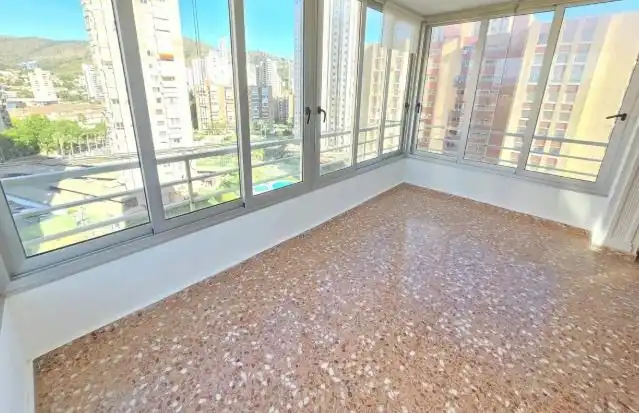 Habitación de Piso en venta en Benidorm con Aire acondicionado y Piscina comunitaria