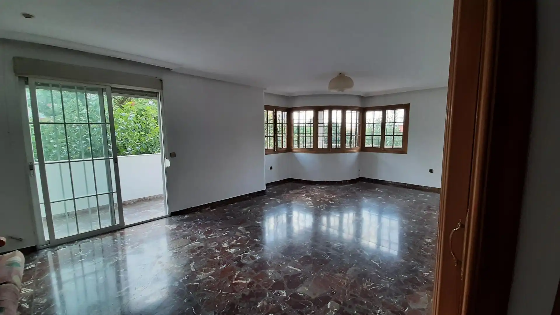 Haus zum Verkauf in Murcia mit Klimaanlage und Terrasse