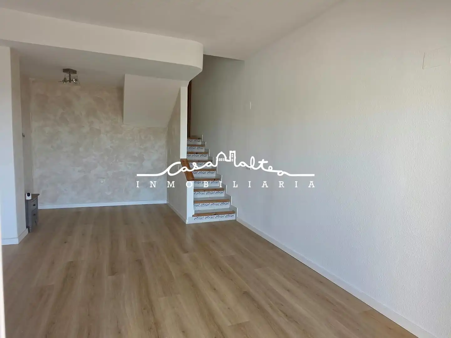 Bungalow con terrazza in vendita a Escandinavia - Cautivador, imagen 3