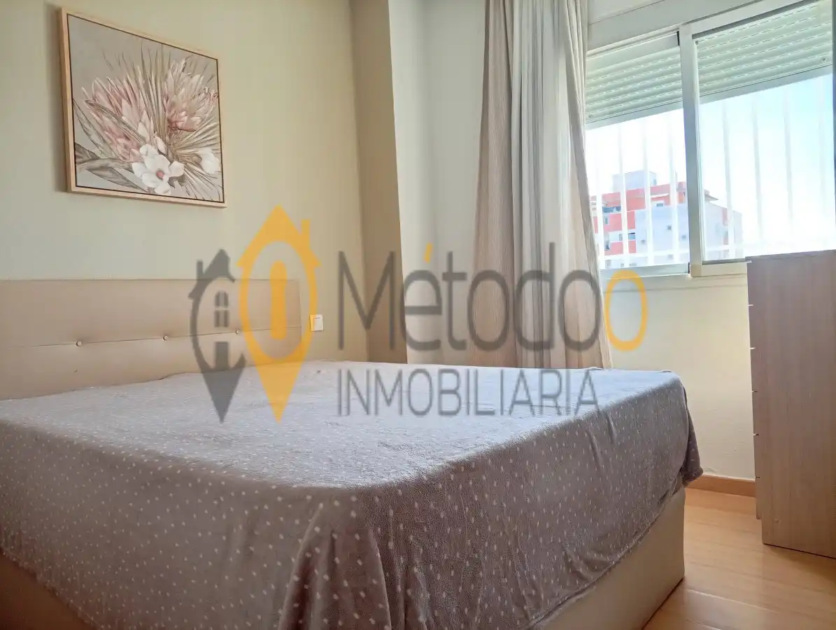 Bedroom of Flat for rent in Sevilla  with Air Conditioner, Heating and Parquet flooring