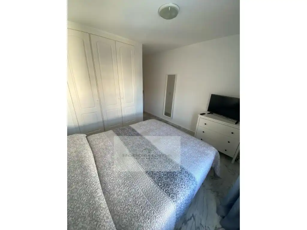 Habitación de Piso de alquiler en Marbella con Terraza y Piscina