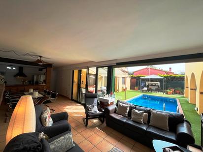 Living room of Single-family semi-detached for sale in La Pera  with Air Conditioner and Swimming Pool