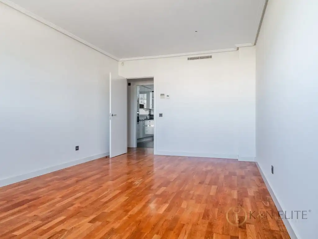 Flat with pool to rent in Calle Cesar Cort Boti, imagen 24