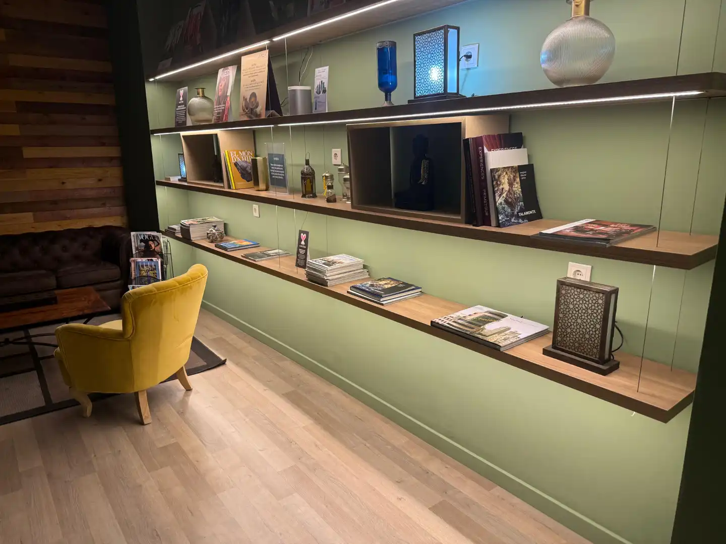 Business premises for transfer in Carrer de Roger de Llúria, imagen 6