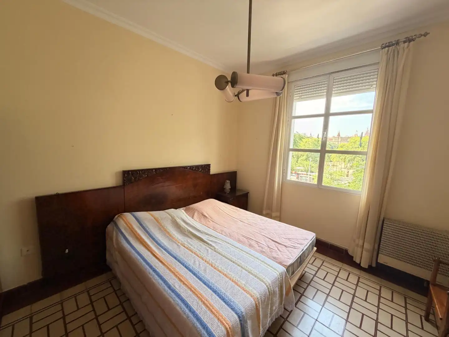 Habitación de Piso de alquiler en Sevilla con Aire acondicionado, Calefacción y Amueblado
