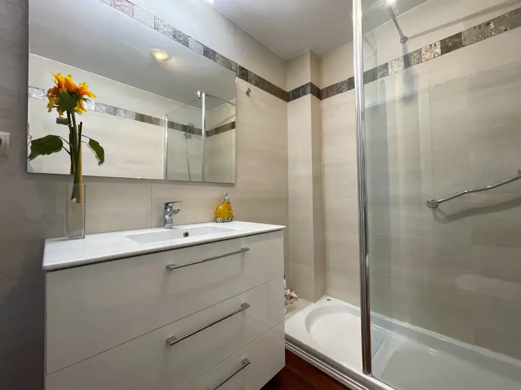 Bathroom of Detached homes for sale in Las Rozas de Madrid  with Private garden, Terrace and Storage room