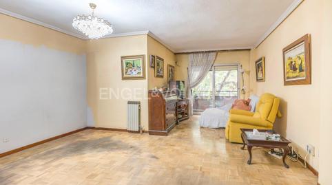 Foto 2 de Apartament en venda a Pacífico,  Madrid Capital