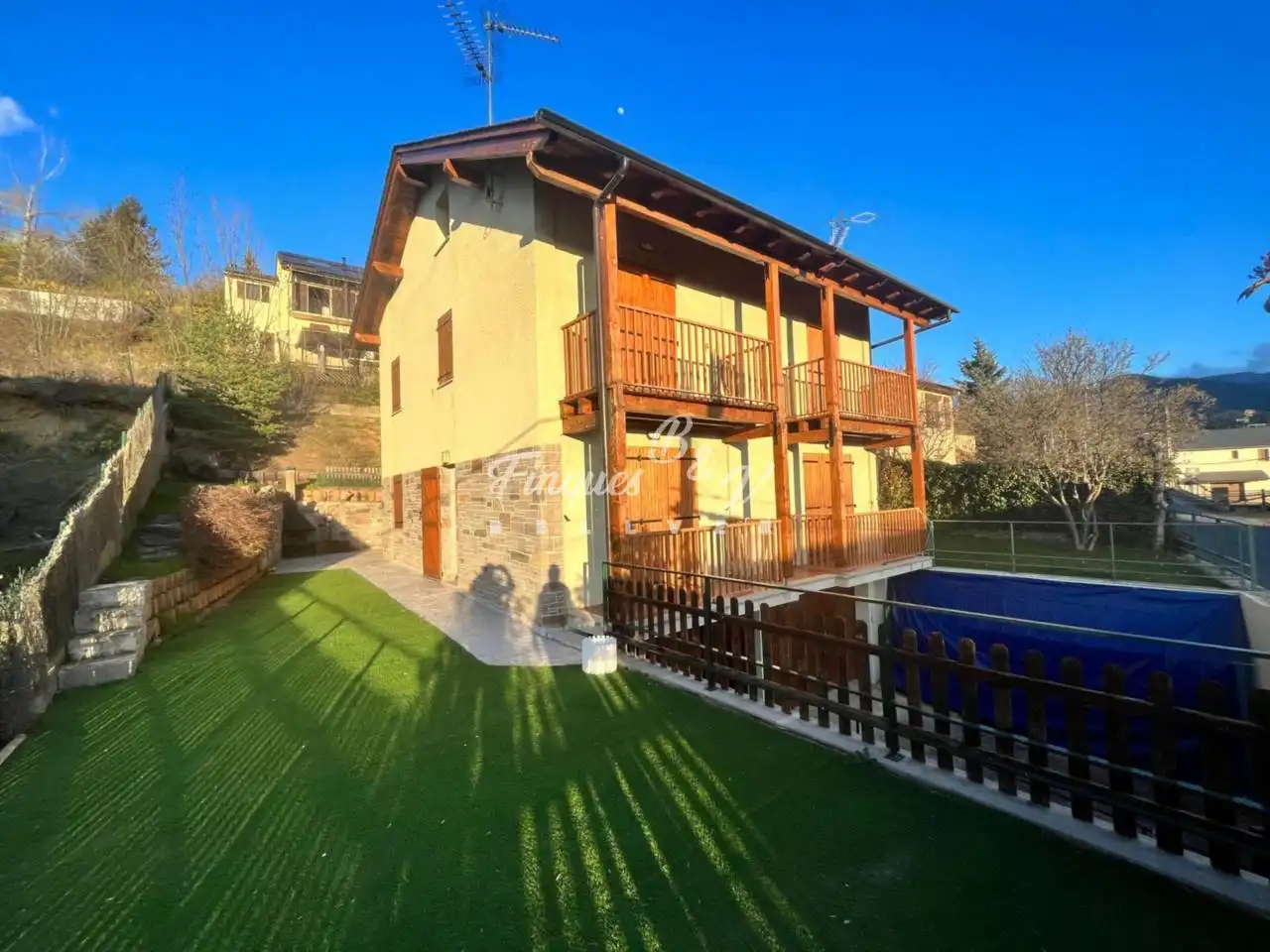 Exterior view of Houses for sale in Osséja  with Heating, Private garden and Parquet flooring