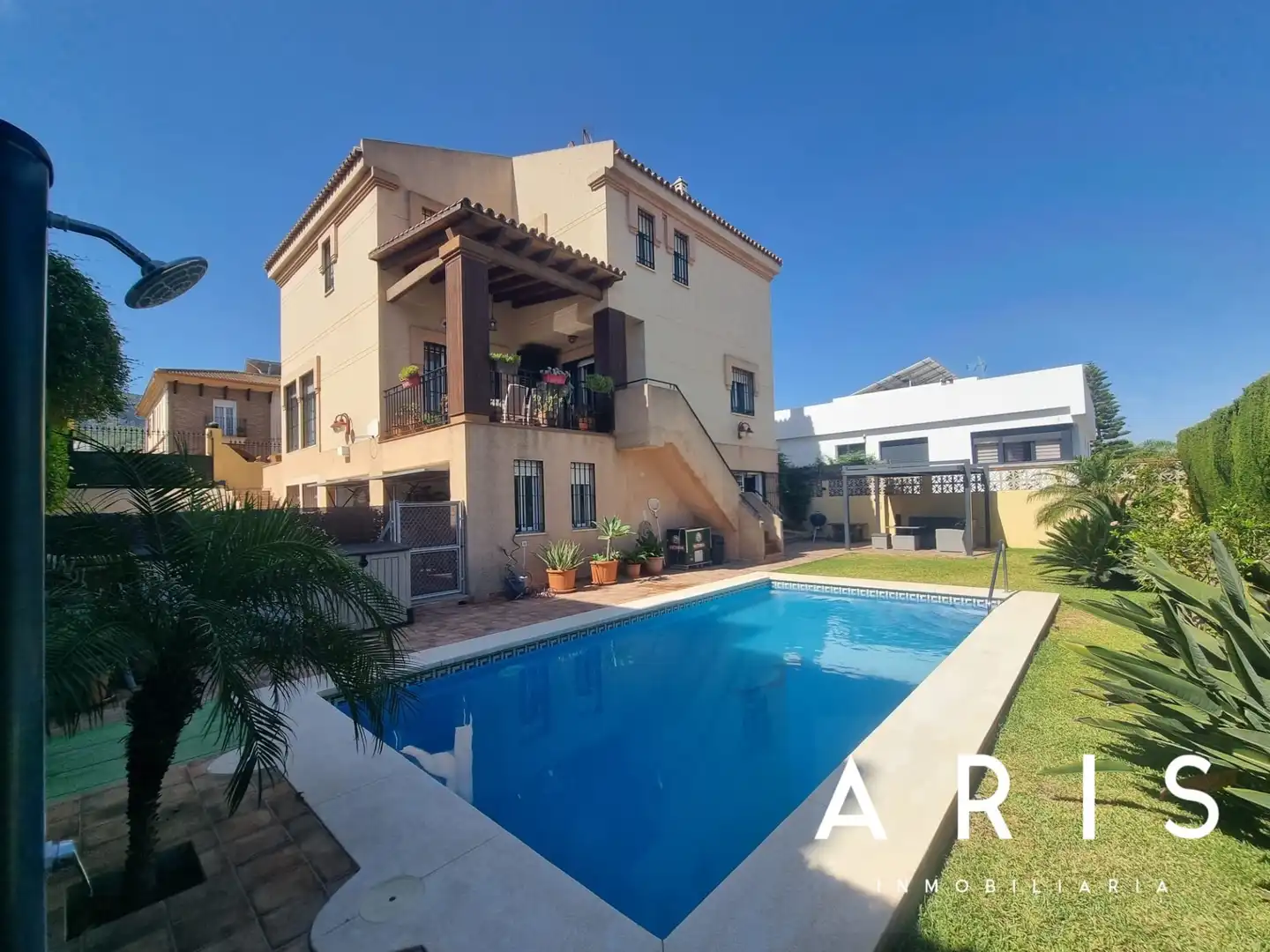Villa mit Terrasse zum Verkauf in Capellanía - Retamar, imagen 2