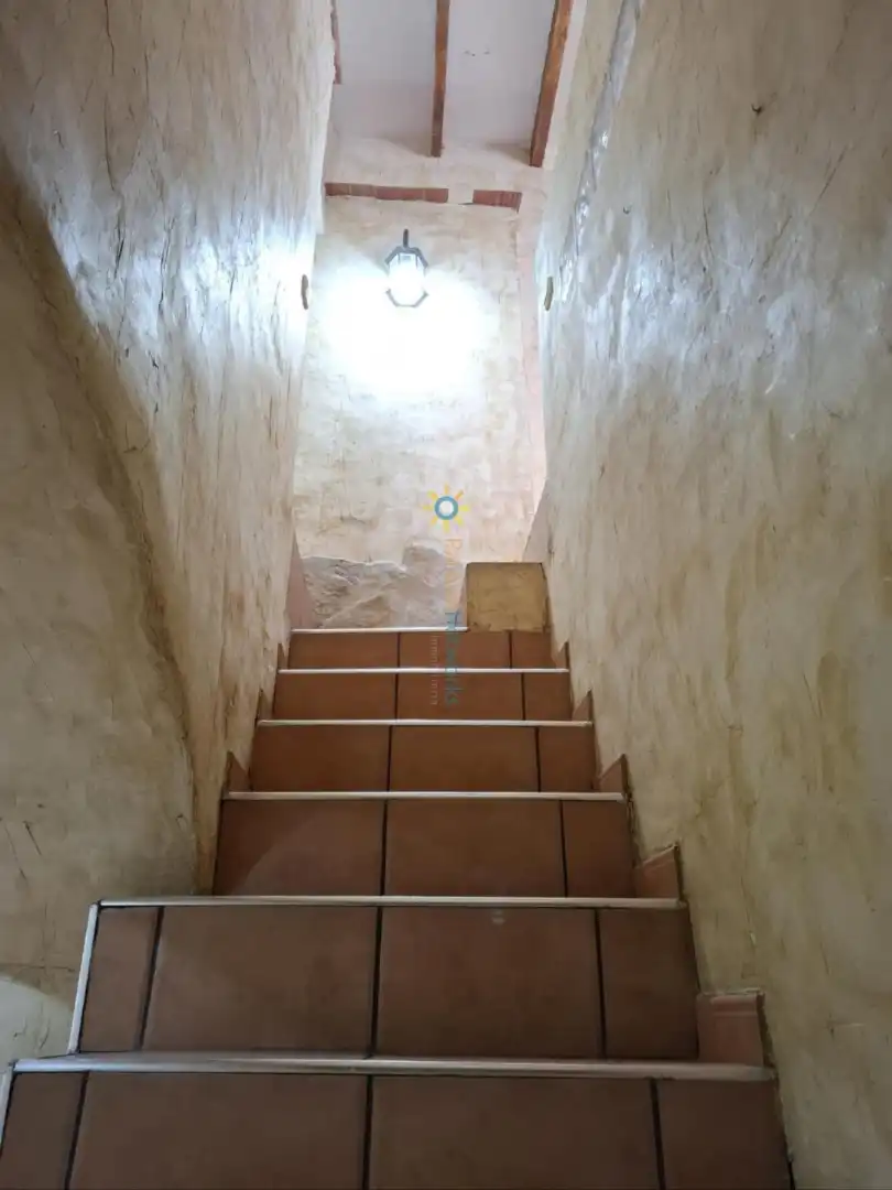 Casa adosada en venda en Oliva amb Aire condicionat i Terrassa