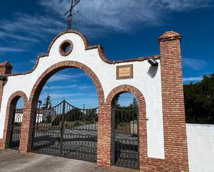 Vista exterior de Finca rústica en venda en Palazuelos de Eresma amb Jardí privat, Terrassa i Traster