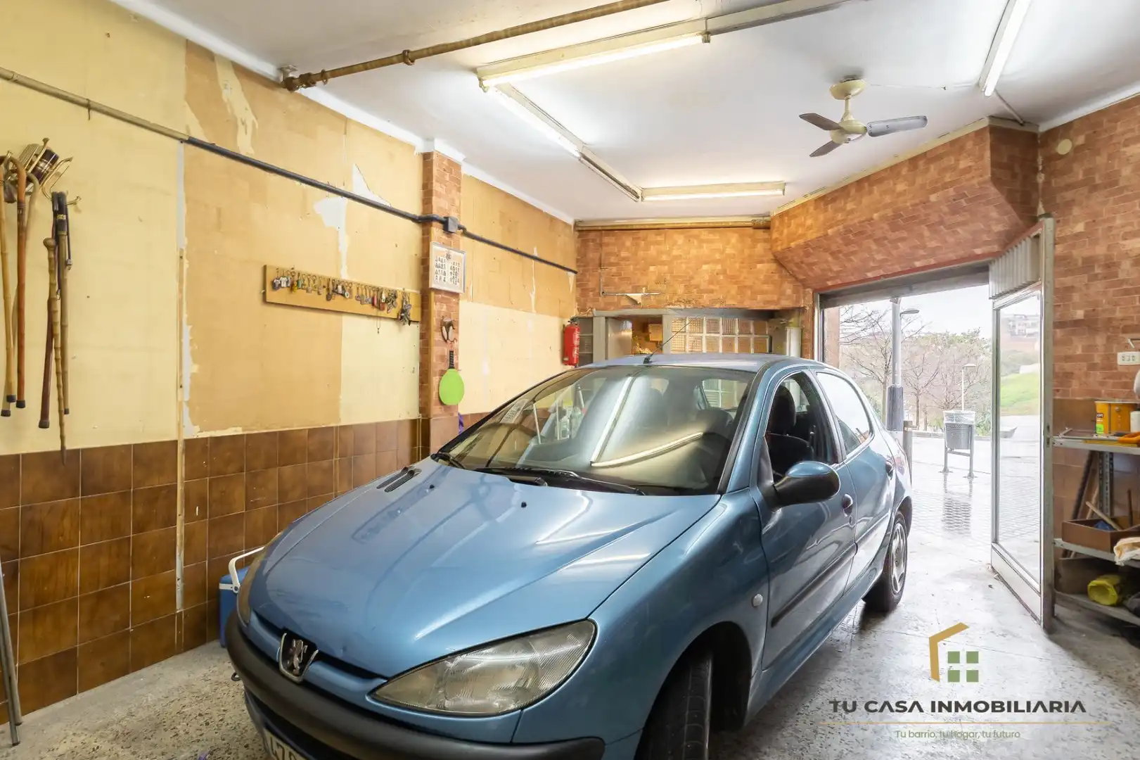 Aparcament de Local en venda en Santa Coloma de Gramenet