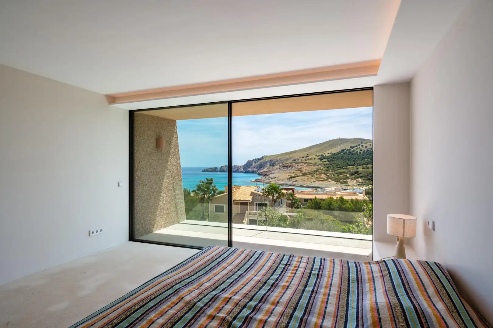 Habitación de Finca rústica de alquiler en Capdepera con Aire acondicionado, Calefacción y Terraza