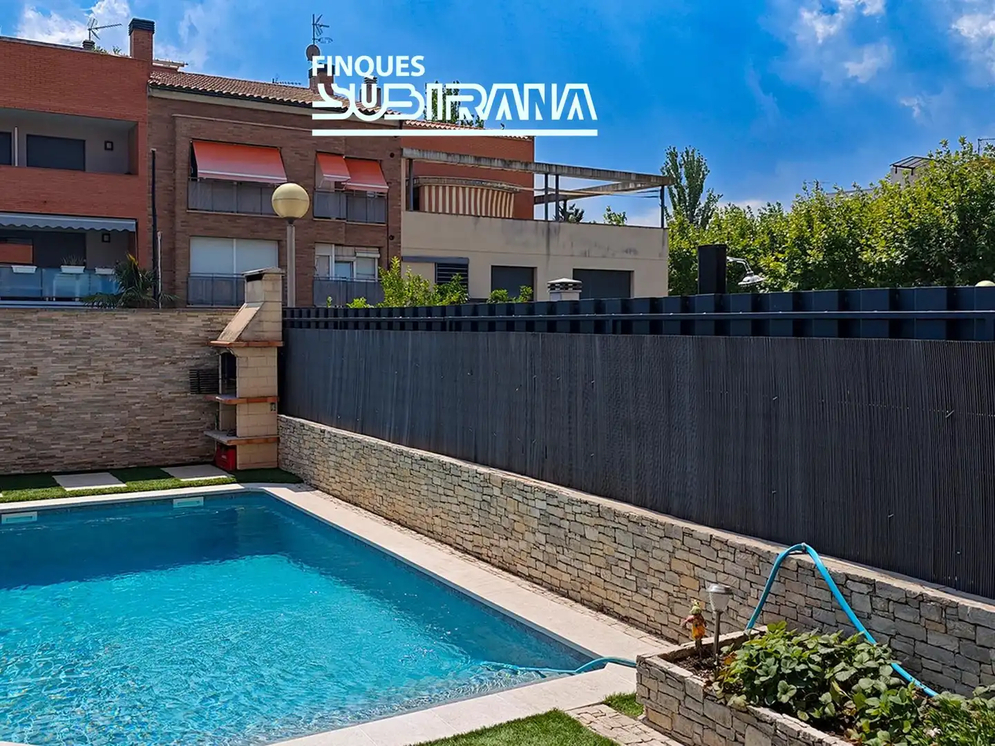 Piscina de Casa o chalet en venta en Vilanova del Camí con Aire acondicionado, Calefacción y Jardín privado