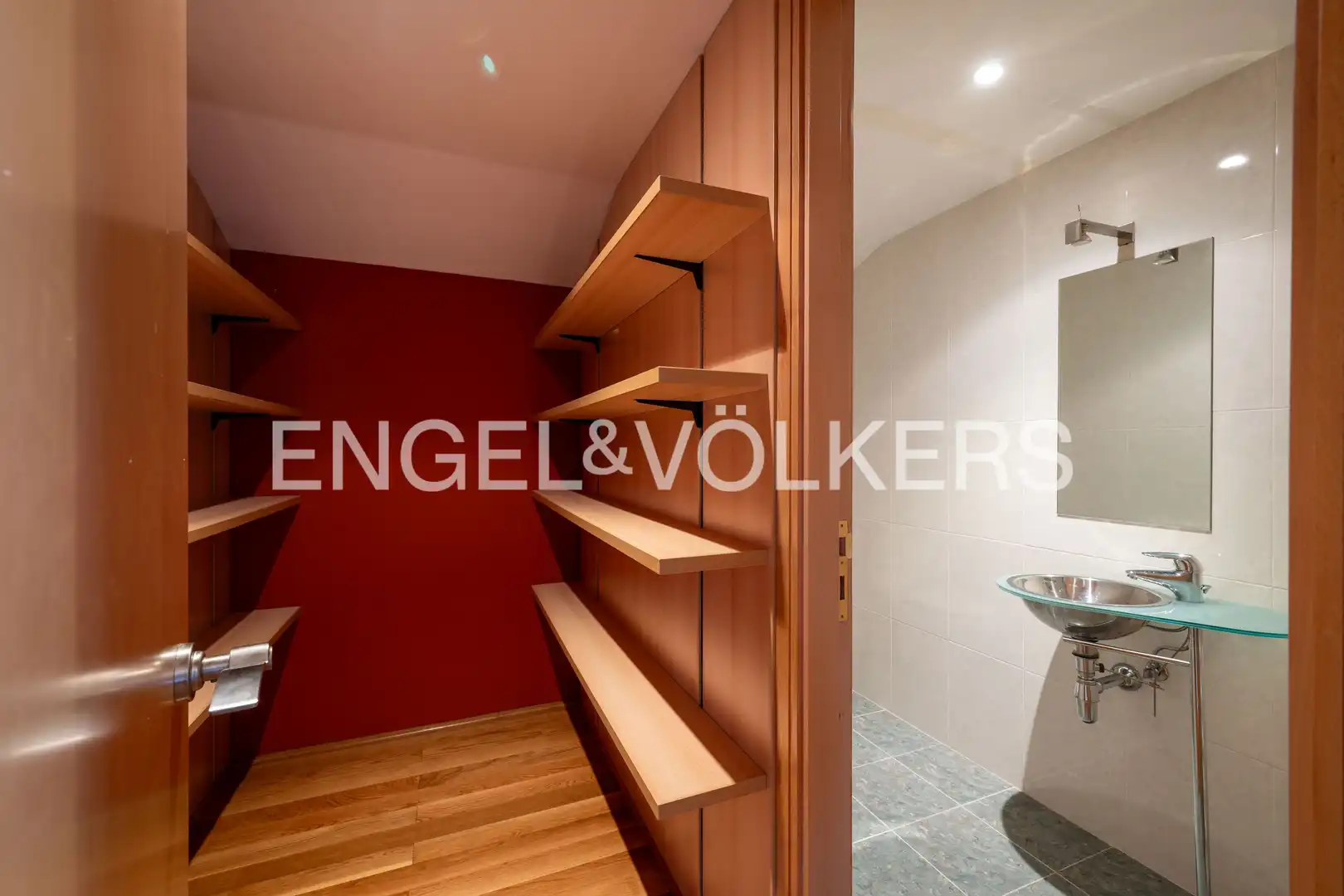 Casa o chalet en venta en Donostia - San Sebastián  con Aire acondicionado, Calefacción y Jardín privado