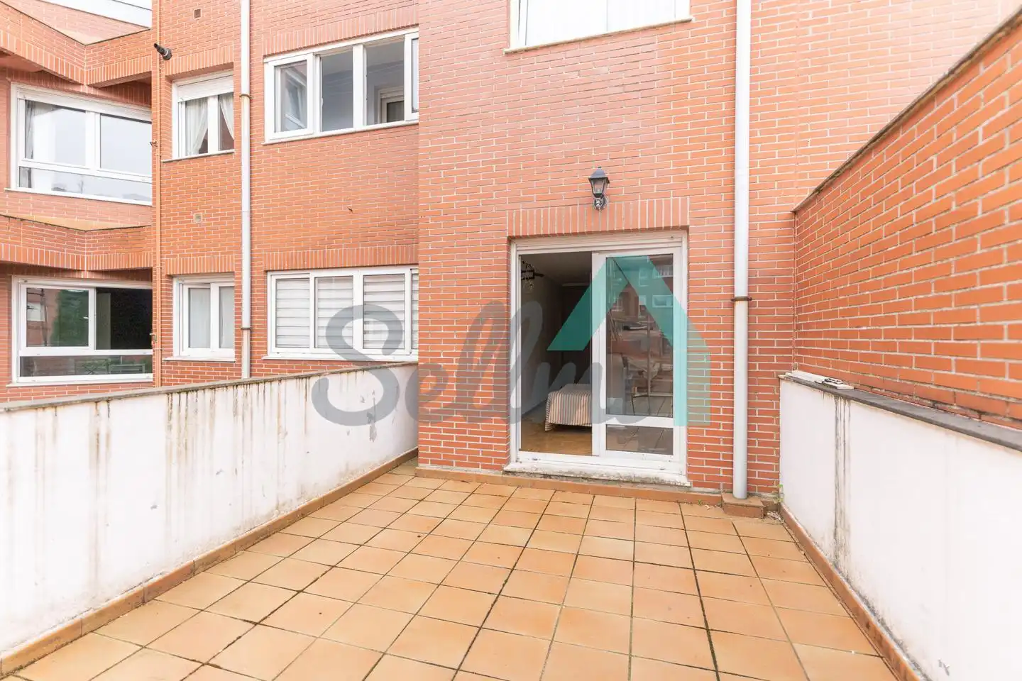Terrassa de Pis en venda en Castrillón amb Calefacció, Parquet i Terrassa