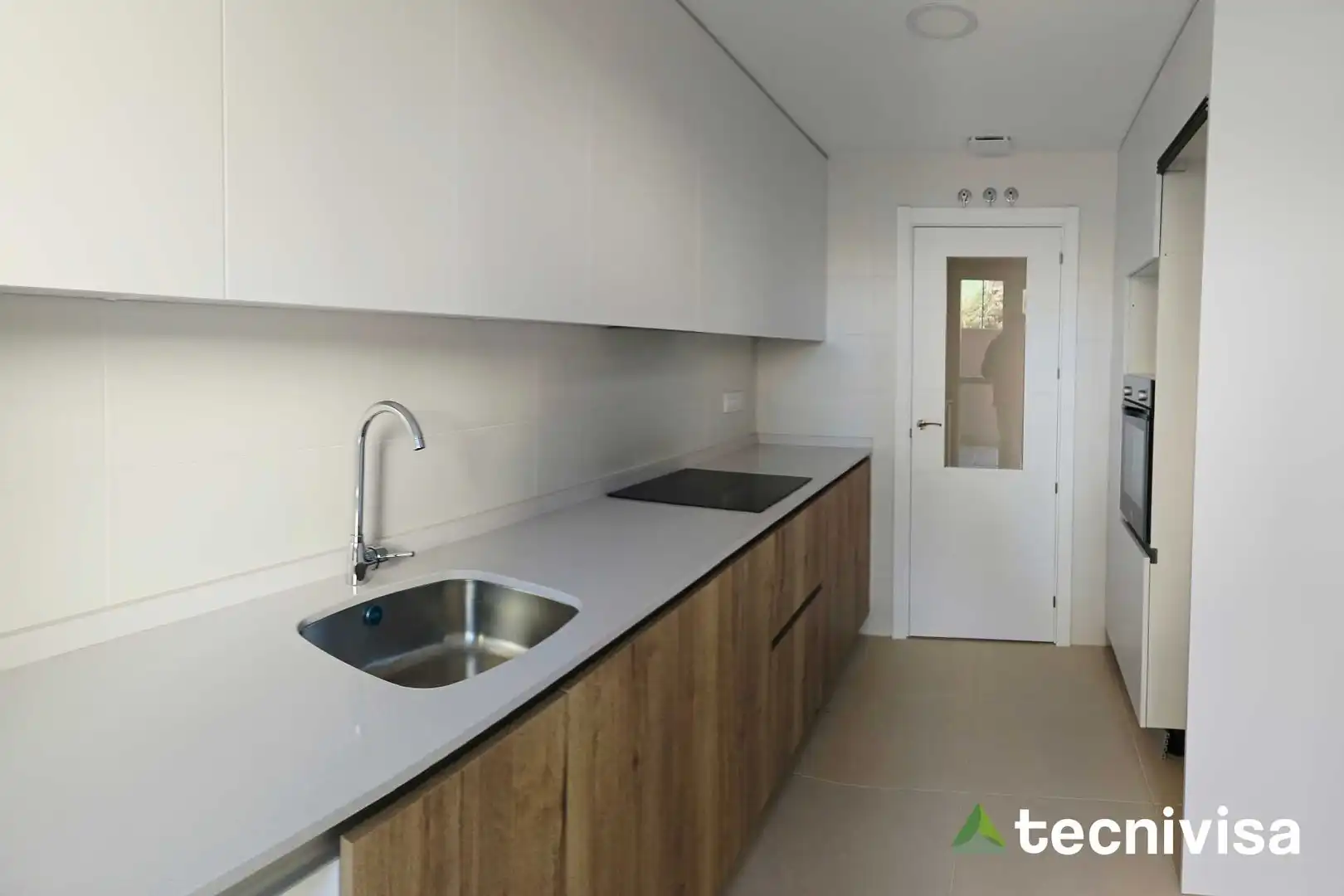Ground floor with lift for sale in Calle de Pedro Colmenar, imagen 3