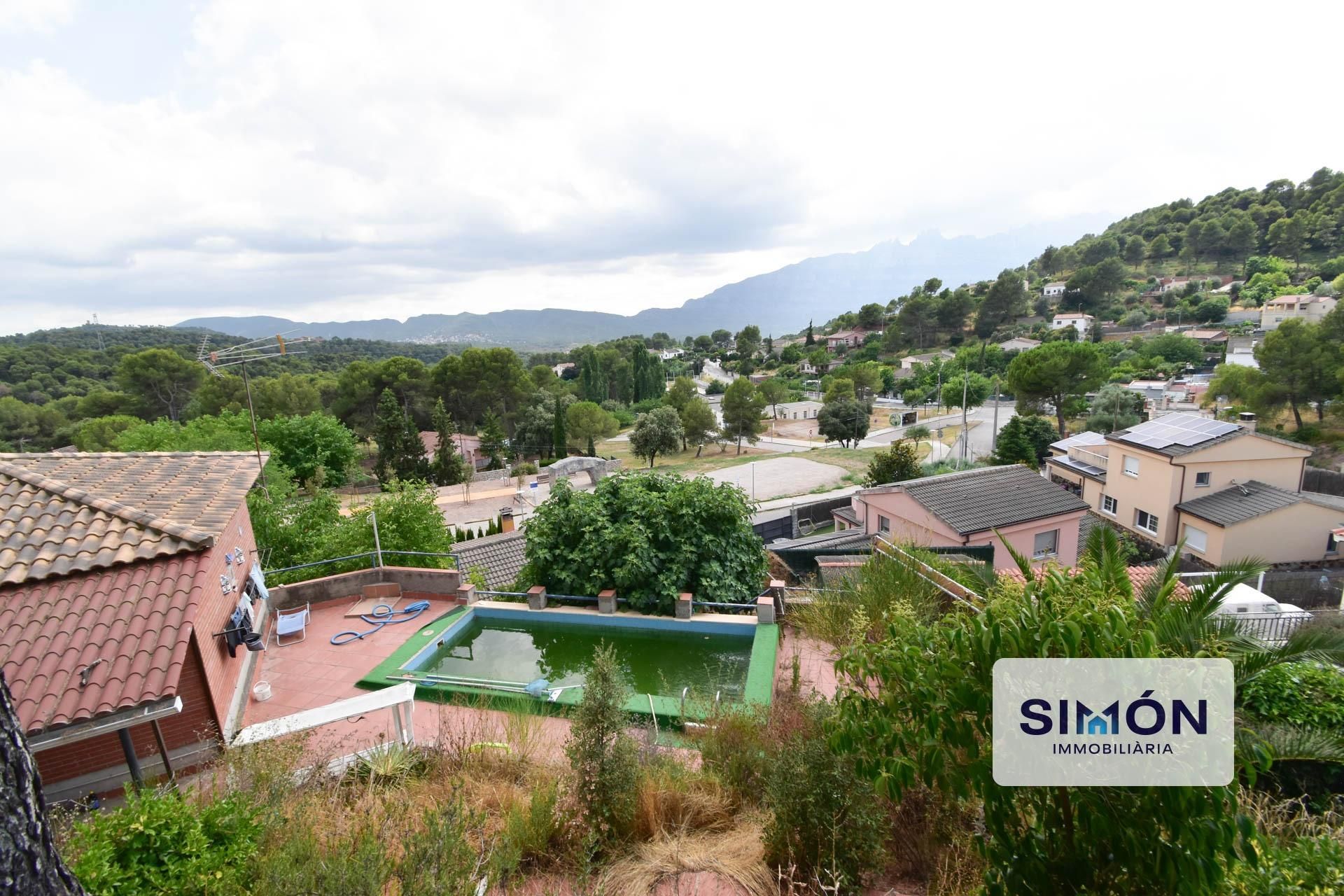 Vista exterior de Casa o xalet en venda en Rellinars amb Aire condicionat, Jardí privat i Terrassa