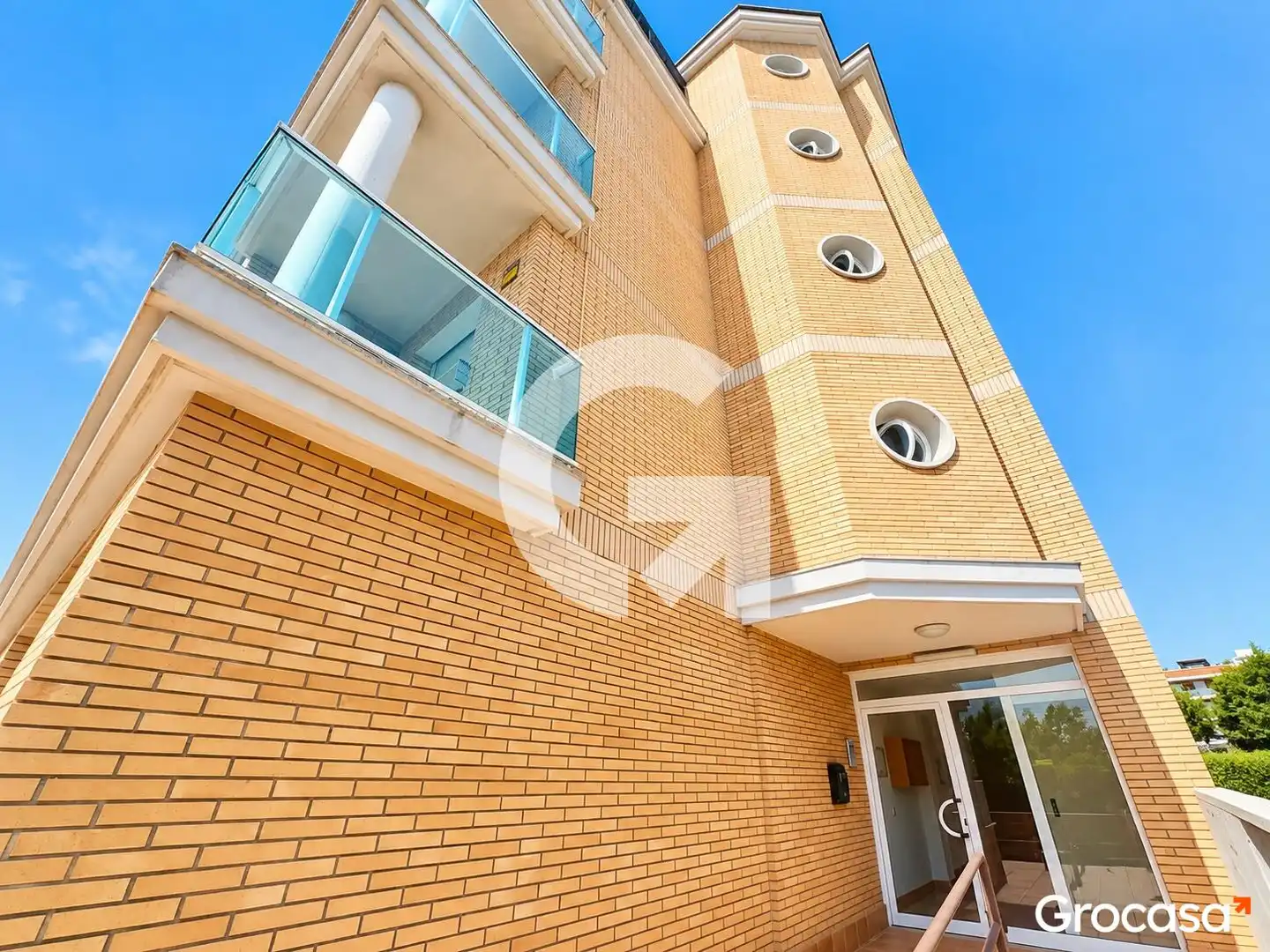 Exterior view of Attic for sale in El Vendrell  with Air Conditioner, Heating and Terrace