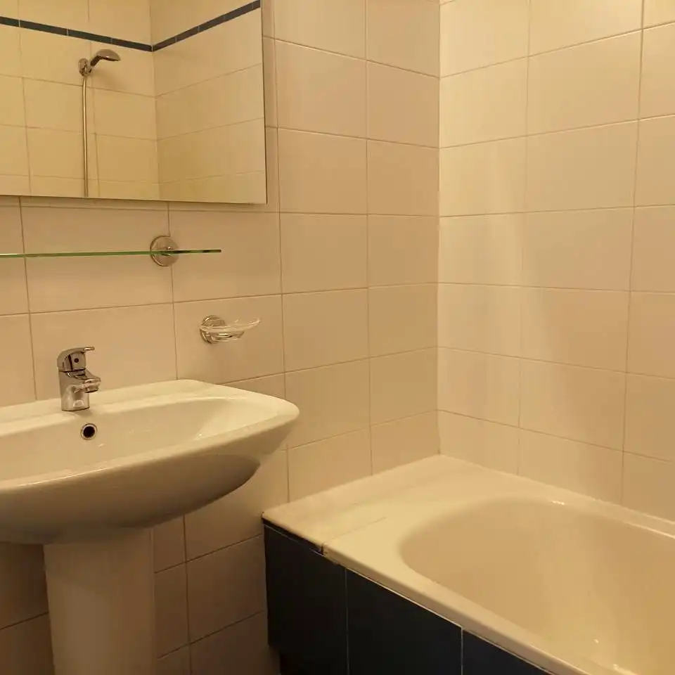 Bany de Pis de lloguer en Las Rozas de Madrid amb Aire condicionat, Calefacció i Terrassa