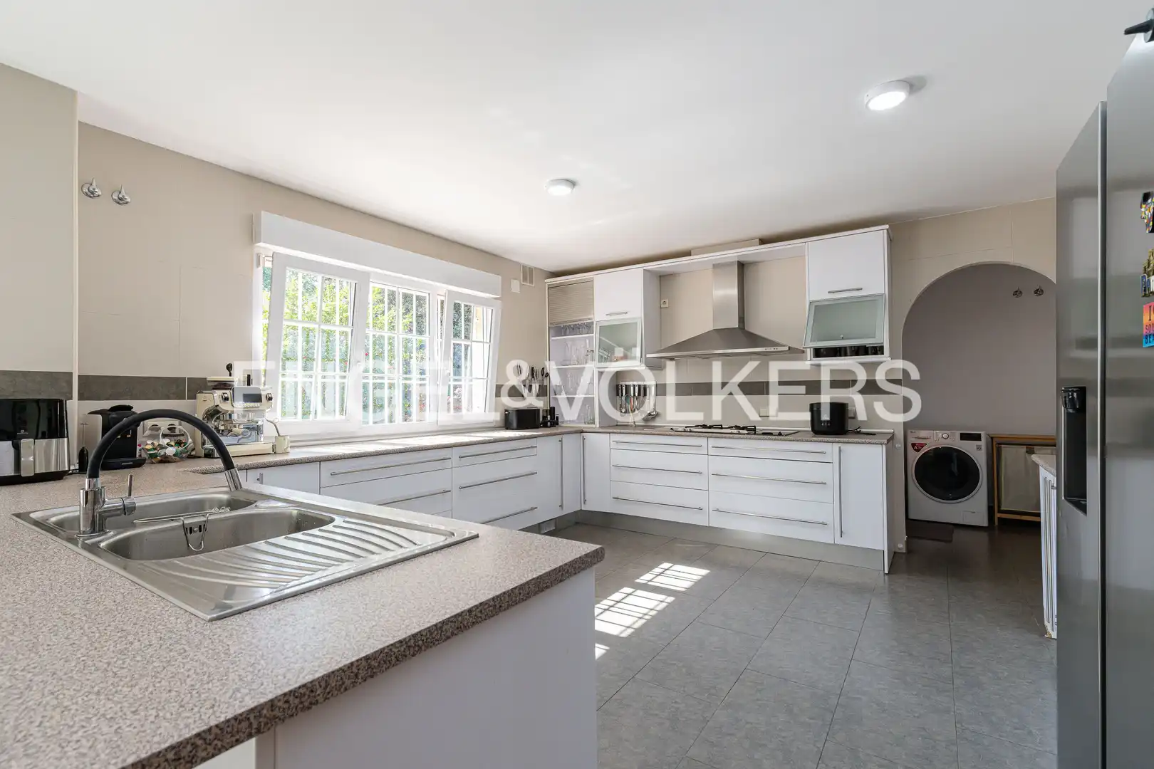 Kitchen of Houses for sale in Villaviciosa de Odón  with Air Conditioner, Heating and Private garden