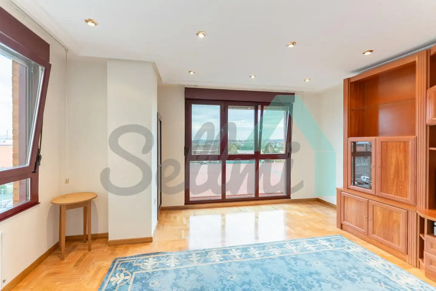 Bedroom of Flat for rent in Lugones