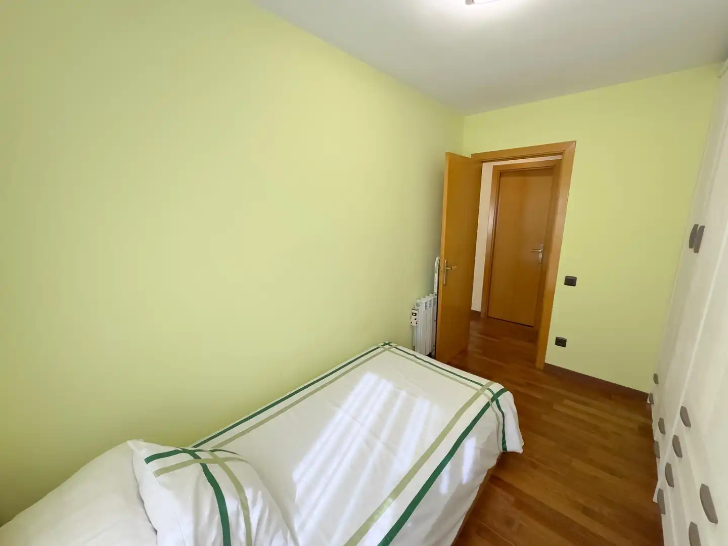 Habitación de Dúplex en venta en Viladecans con Aire acondicionado, Calefacción y Parquet