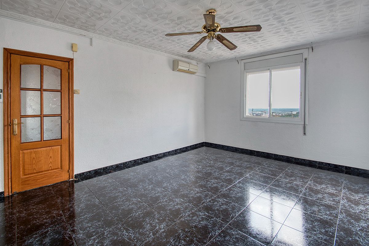 Habitación de Casa o chalet en venta en Sant Boi de Llobregat con Aire acondicionado, Calefacción y Terraza