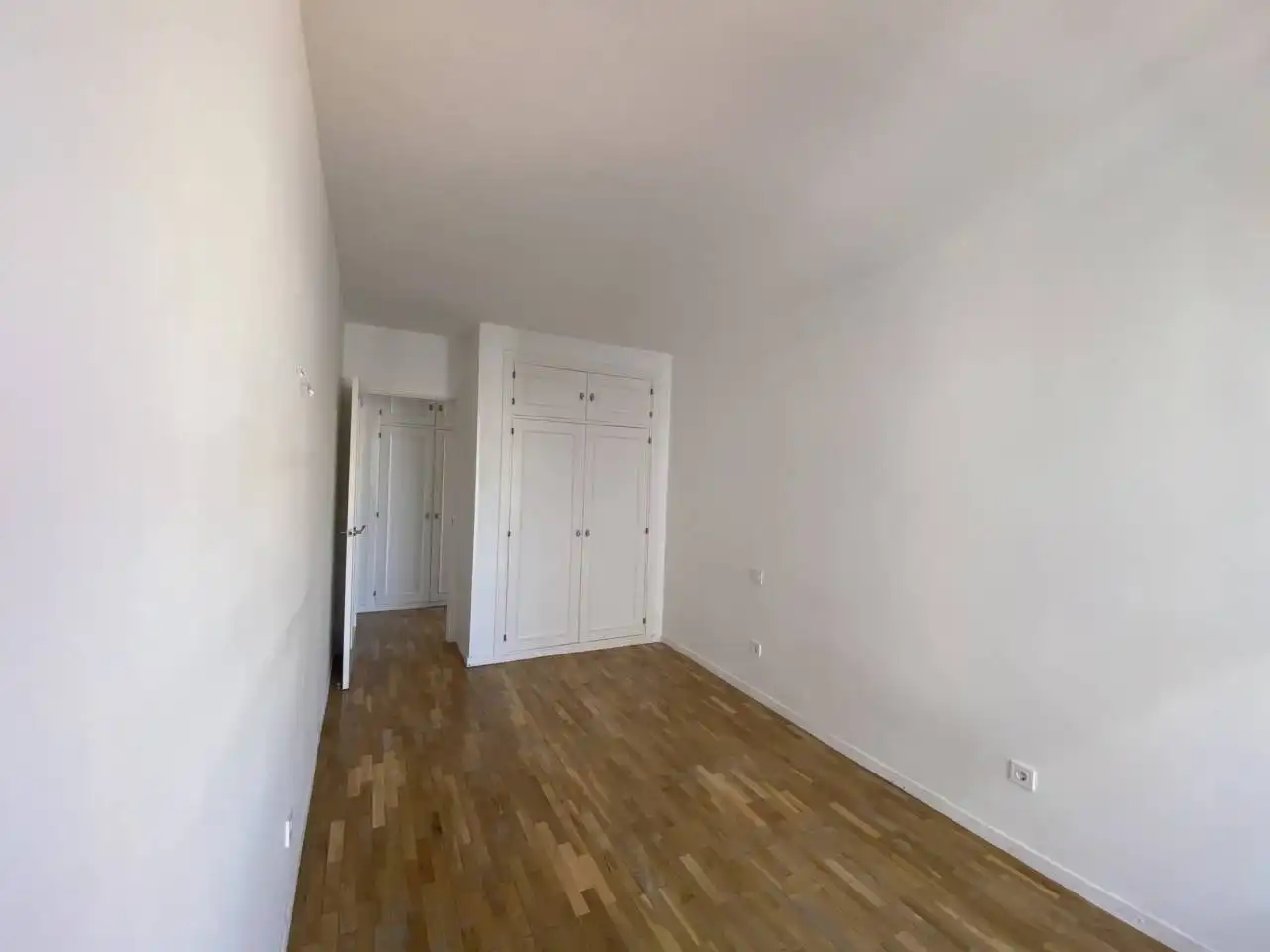 Habitación de Piso de alquiler en Madrid con Calefacción, Parquet y Alarma
