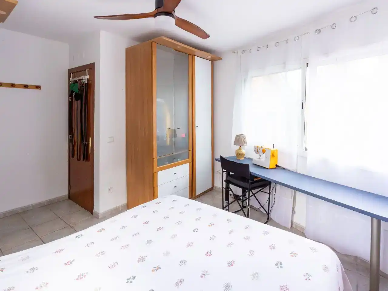 Habitación de Piso en venta en Cerdanyola del Vallès con Aire acondicionado, Jardín privado y Trastero