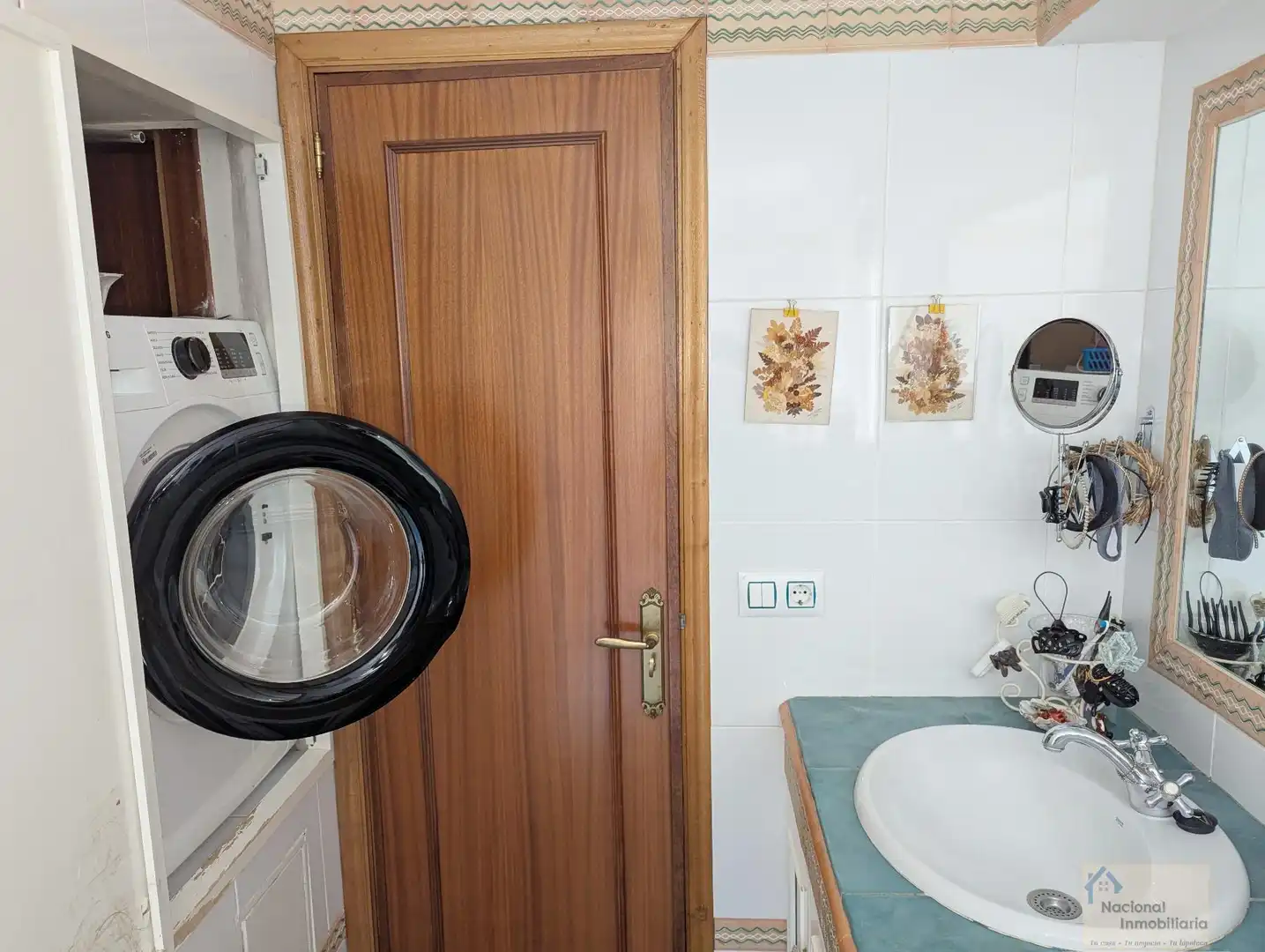 Baño de Dúplex en venta en Segovia con Calefacción, Parquet y Trastero