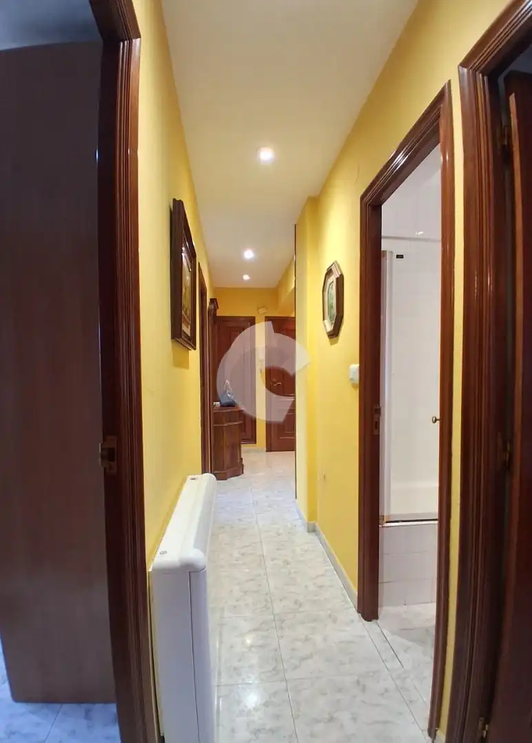 Flat for sale in Oleiros  with Heating